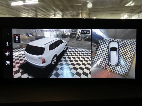 Used 2023 Kia Telluride AWD image 15