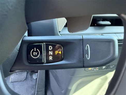 New 2026 Kia EV9 Light image 32