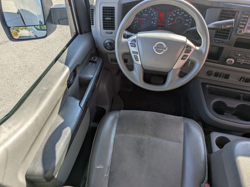 Used 2016 Nissan NV 2500 SV w/ Technology Package image 21