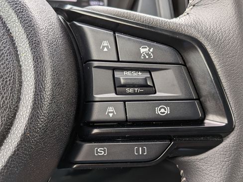 Used 2025 Subaru Forester Premium w/ Convenience Package #1 AWD/4WD image 15