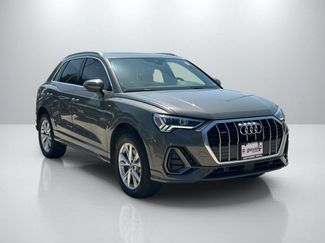 Used 2025 Audi Q3 2.0T Premium Plus w/ Premium Plus Package AWD/4WD video 3