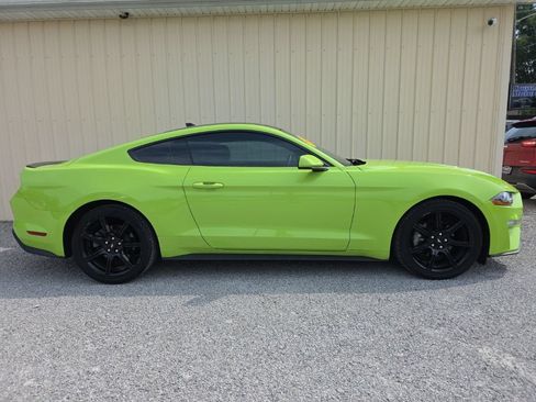 Used 2020 Ford Mustang Coupe w/ Equipment Group 101A RWD image 3