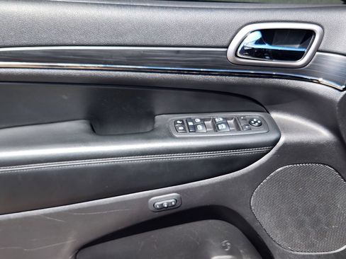 Used 2020 Jeep Grand Cherokee Limited X AWD/4WD image 10