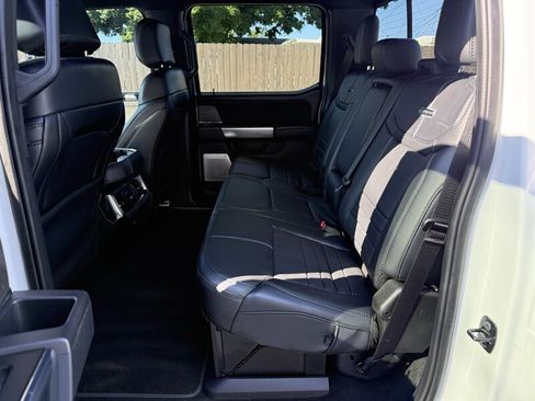 Used 2025 Ford F250 Platinum AWD/4WD image 13