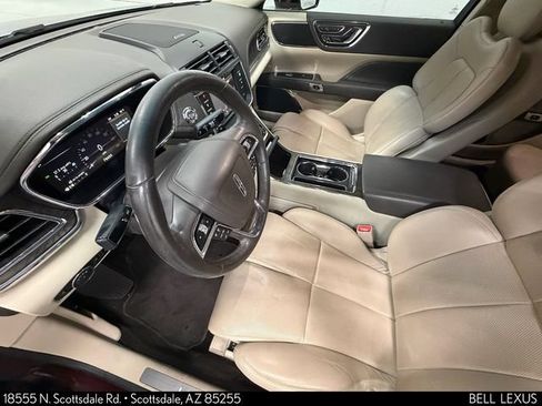 Used 2018 Lincoln Continental Select FWD image 14