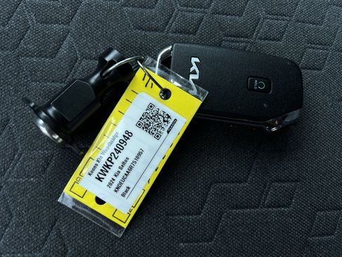 Used 2024 Kia Seltos S AWD/4WD image 47