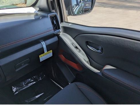 New 2025 Nissan Frontier PRO-4X w/ Interior Protection Package image 17