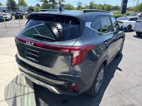 Certified 2024 Kia Seltos S AWD/4WD image 10