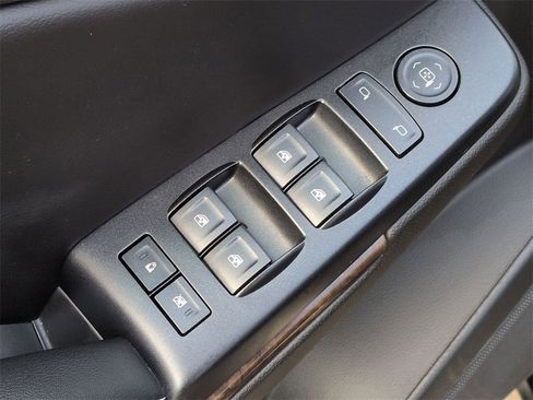 Certified 2019 Chevrolet Tahoe LS image 20