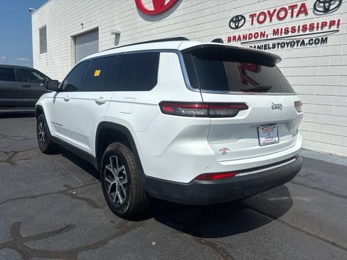 Used 2025 Jeep Grand Cherokee L Limited RWD image 6