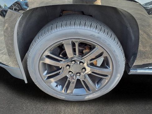Used 2019 Cadillac Escalade Premium Luxury AWD/4WD image 8