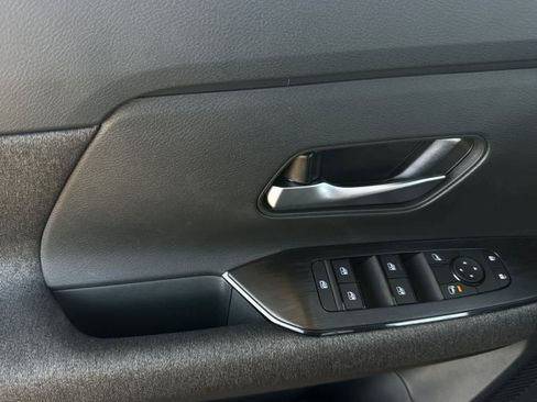 New 2026 Nissan Kicks SV image 13