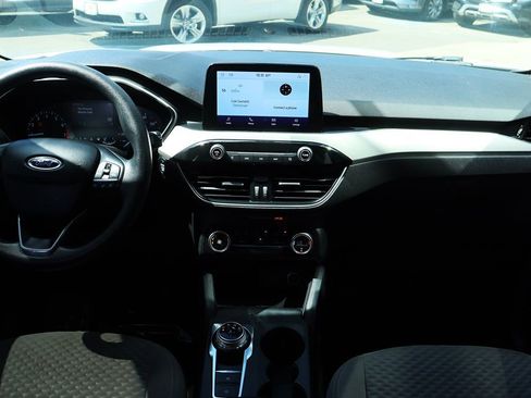 Used 2020 Ford Escape SE image 35