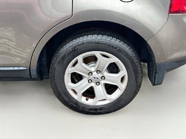 Used 2013 Ford Edge SEL AWD/4WD image 19
