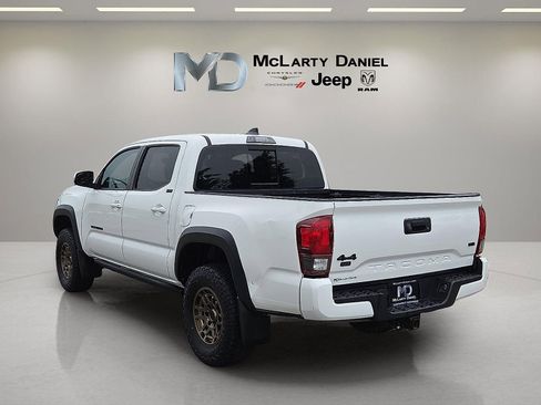 Used 2022 Toyota Tacoma SR5 w/ Trail Edition AWD/4WD image 4