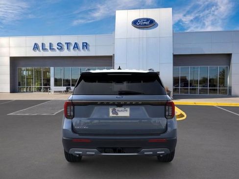 New 2026 Ford Explorer Active RWD image 5