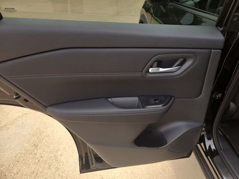 New 2026 Nissan Rogue SV FWD image 10