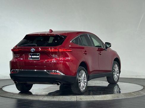 Used 2022 Toyota Venza Limited AWD/4WD image 10