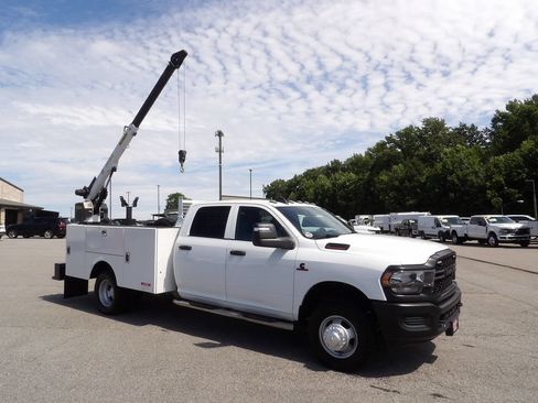 Used 2024 RAM 3500 Tradesman AWD/4WD image 10
