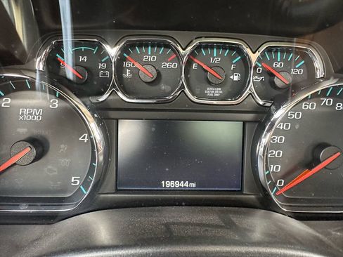Used 2015 Chevrolet Silverado 2500 High Country w/ Duramax Plus Package AWD/4WD image 36
