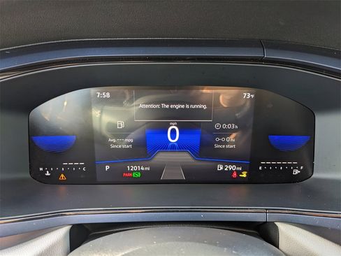 Used 2023 Volkswagen Taos SE image 30