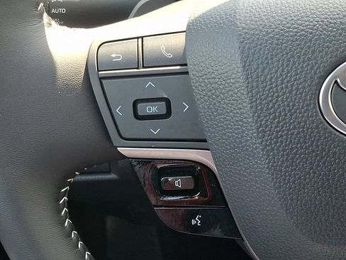 Used 2026 Toyota Camry SE FWD image 23