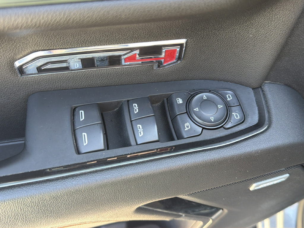 Used 2024 GMC Sierra 1500 AT4 w/ Technology Package AWD/4WD image 19