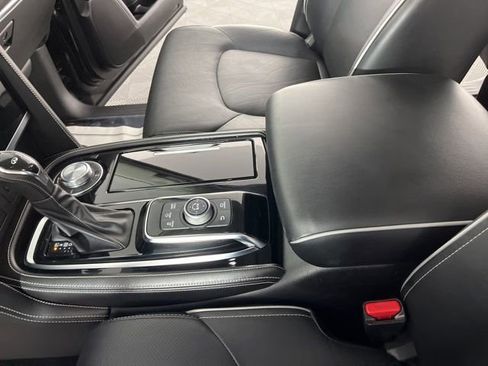 Used 2023 INFINITI QX80 Premium Select w/ Cargo Package image 29