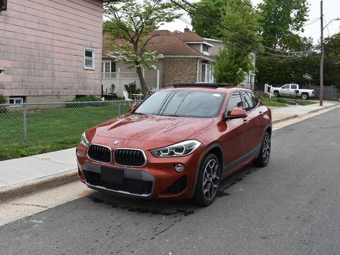 Used 2018 BMW X2 xDrive28i w/ M SportX Package AWD/4WD image 2