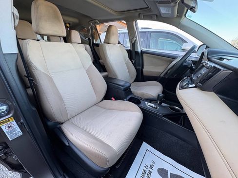 Used 2015 Toyota RAV4 XLE FWD image 23