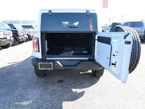 New 2026 Ford Bronco Outer Banks AWD/4WD image 6
