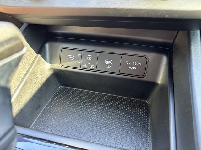 Used 2026 Hyundai Tucson SE FWD image 25