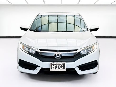 Used 2018 Honda Civic LX-P image 2
