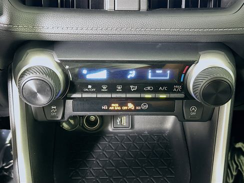 Used 2024 Toyota RAV4 LE image 22