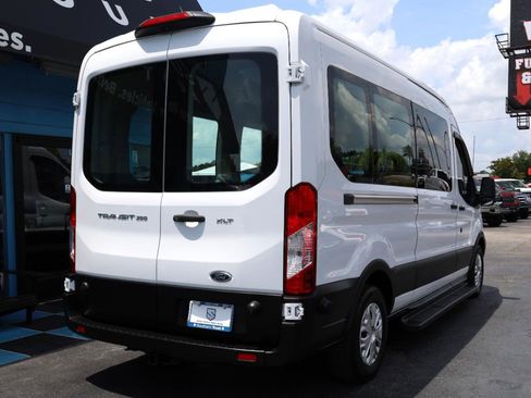 Used 2019 Ford Transit 350 XLT RWD image 4