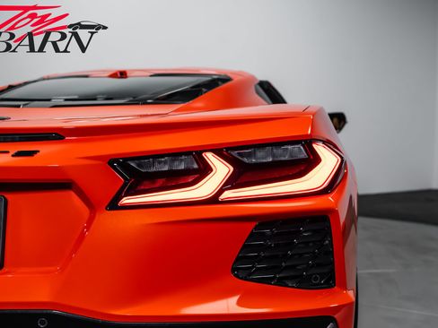 Used 2020 Chevrolet Corvette Stingray Preferred Cpe w/ 2LT Preferred Equipment Group RWD image 23