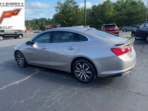 Used 2024 Chevrolet Malibu RS w/ LPO, Floor Liner Package FWD image 6
