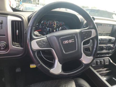 Used 2018 GMC Sierra 1500 SLT w/ SLT Premium Package RWD image 5