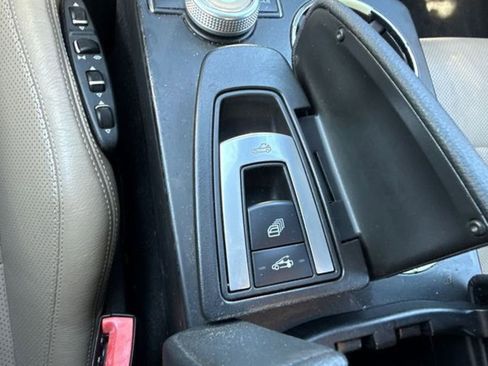 Used 2011 Mercedes-Benz E 550 Cabriolet image 60