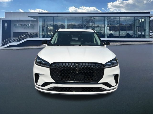 New 2026 Lincoln Aviator Reserve AWD/4WD image 2