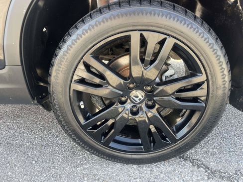 Used 2021 Honda Pilot Black Edition image 7