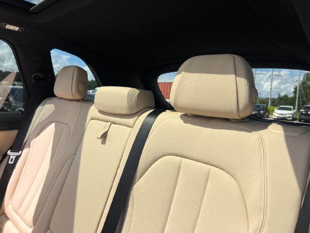 Used 2021 BMW X5 sDrive40i w/ Premium Package RWD image 19