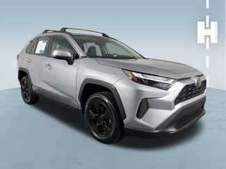 Used 2022 Toyota RAV4 XLE video 1