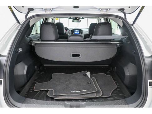 Used 2025 Subaru Crosstrek 2.5i Limited w/ Crosstrek Mirror Package image 34