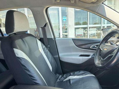 Used 2019 Chevrolet Equinox LS w/ LS Convenience Package FWD image 11