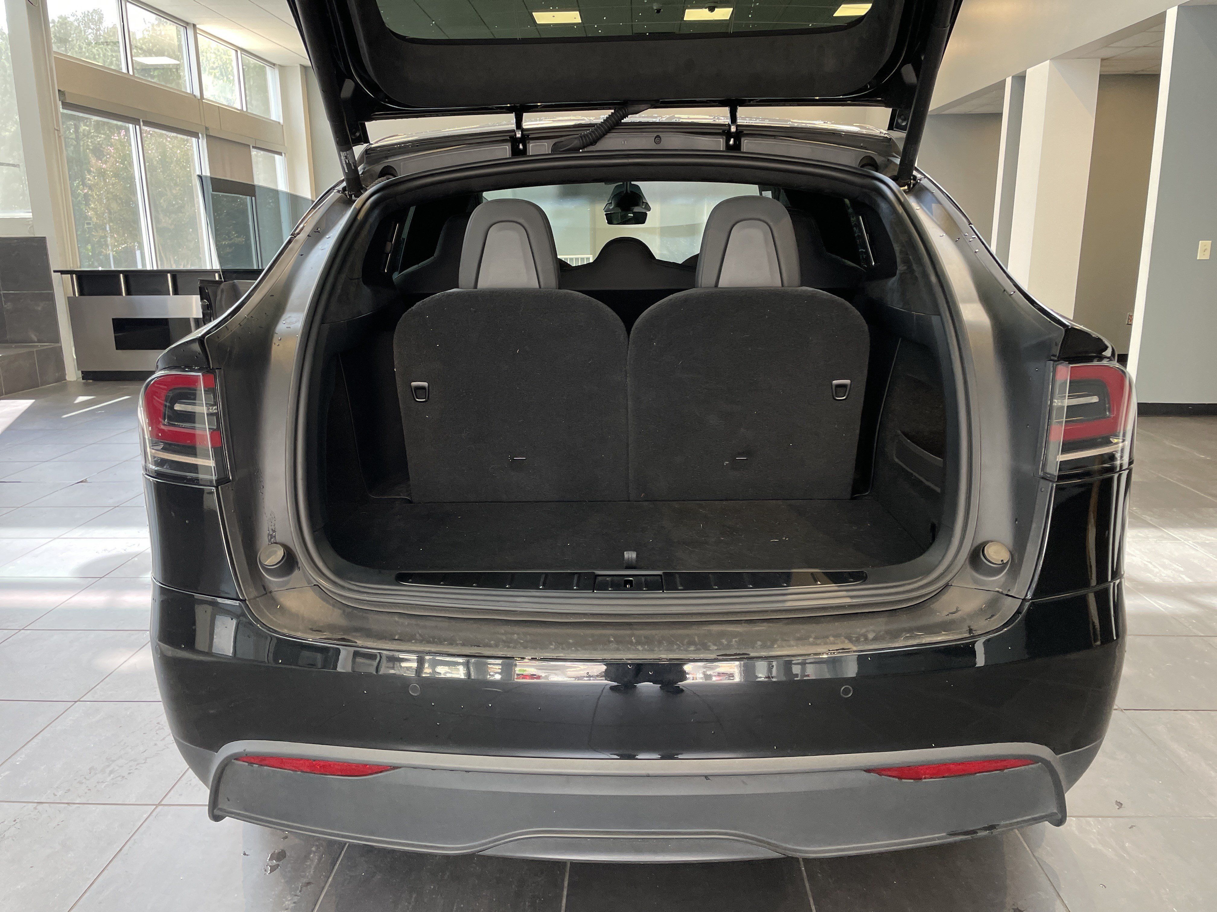 Used 2022 Tesla Model X AWD/4WD image 34