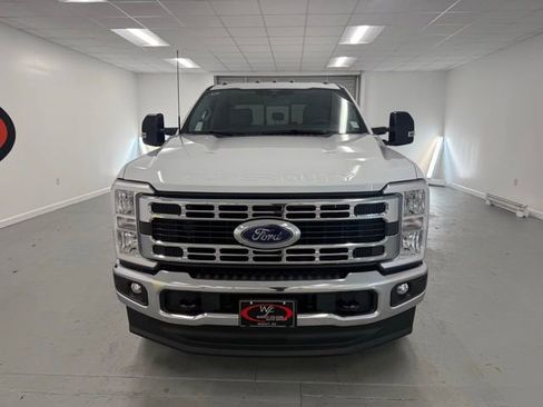 New 2026 Ford F350 XL w/ XL Chrome Package image 2