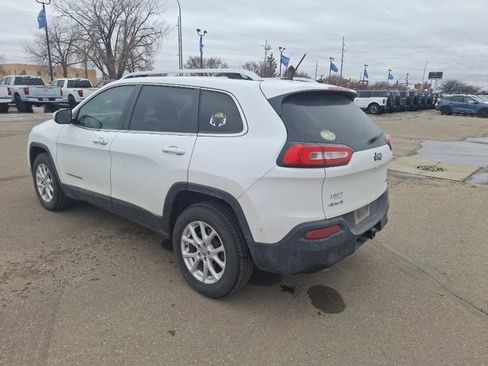 Used 2014 Jeep Cherokee Latitude w/ Comfort/Convenience Group image 6