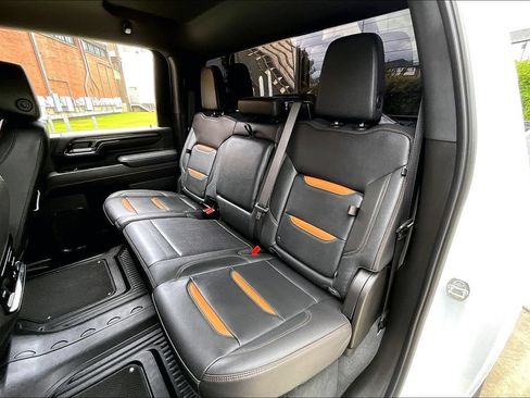 Used 2025 GMC Sierra 2500 AT4 AWD/4WD image 34