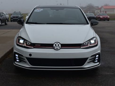 Used 2018 Volkswagen GTI SE w/ SE Leather Package image 11